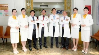Đội ngũ y bác sĩ tại bệnh viện Sao Hàn và nhân viên
