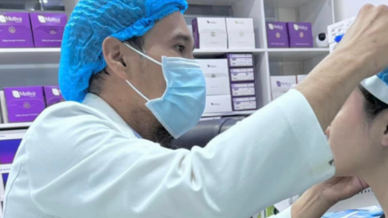 Bác sĩ tại Sao Hàn tư vấn nâng mũi sụn tự thân